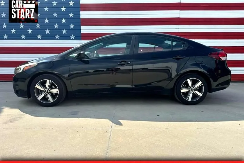 2018 Kia Forte LX photo 1