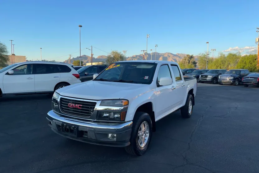 2011 Gmc Canyon SLE photo 1