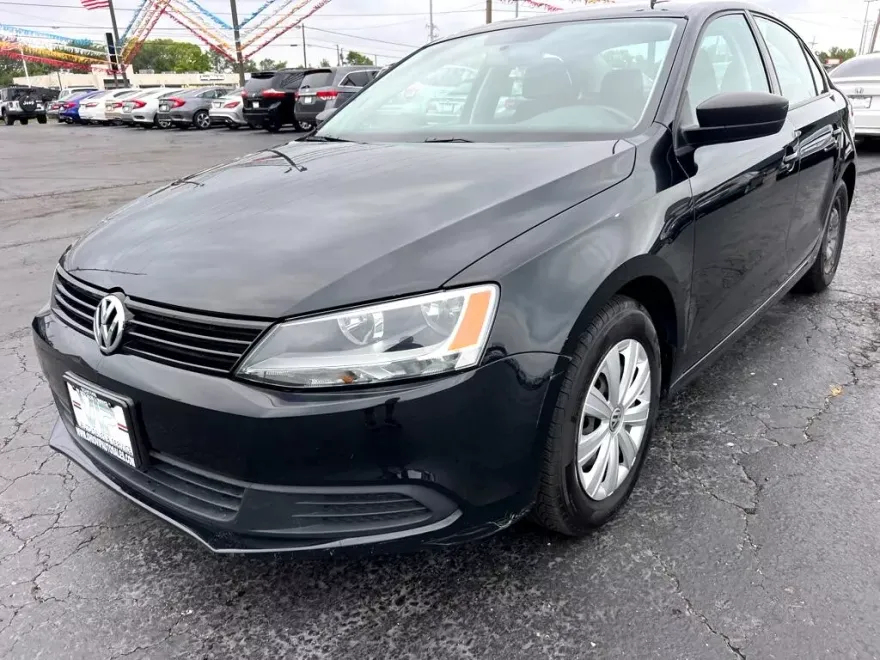 2011 Volkswagen Jetta S photo 1