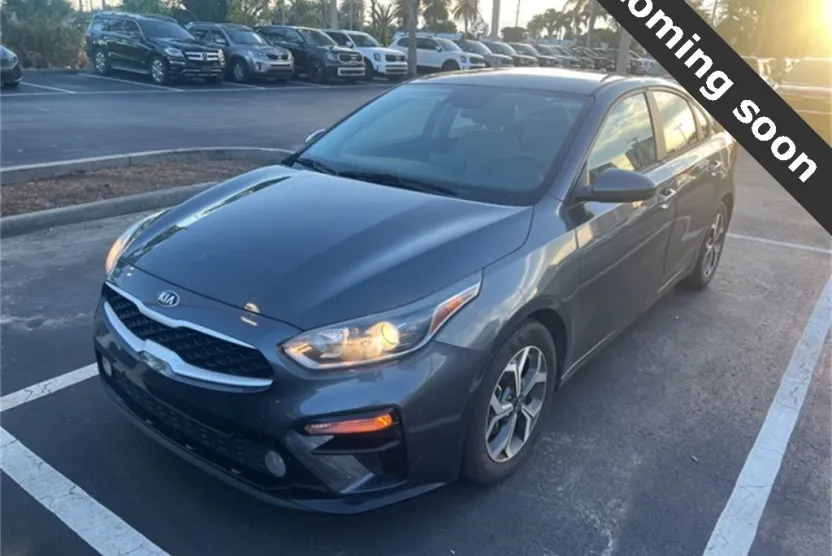 2021 Kia Forte LXS photo 1