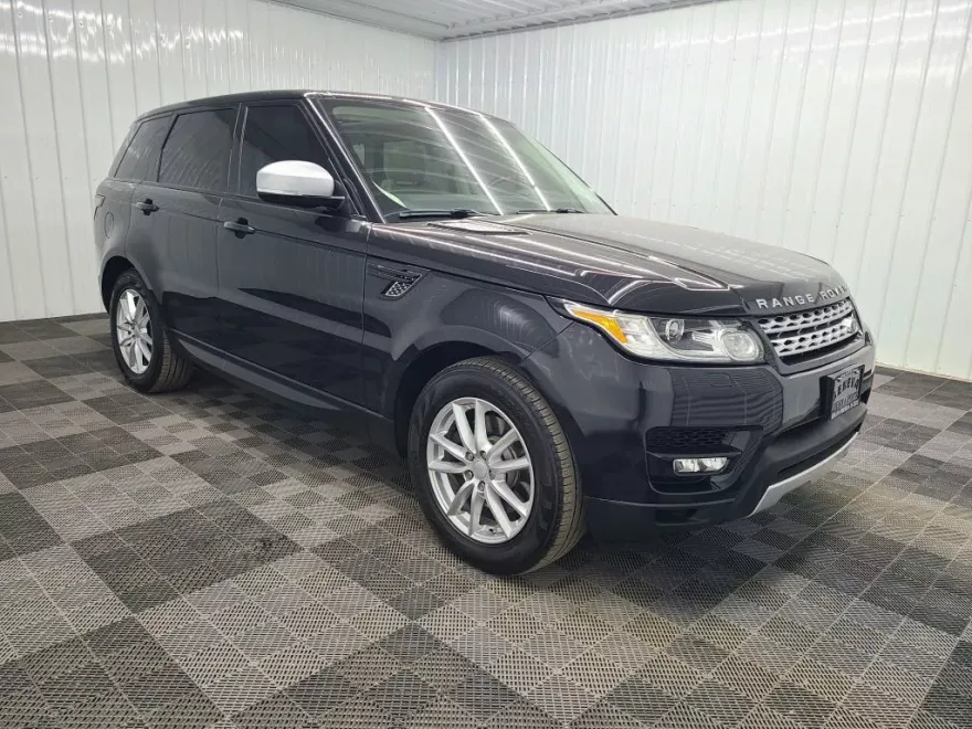 2015 Land Rover Range Rover Sport SE photo 1