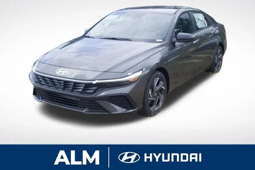 2025 Hyundai Elantra SEL Sport photo 1