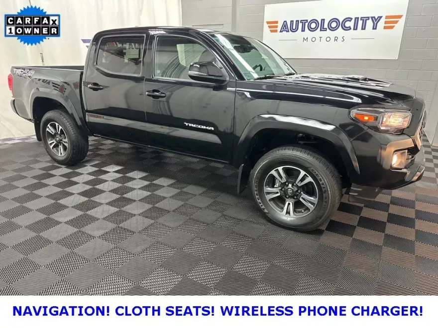 2019 Toyota Tacoma TRD Sport photo 1