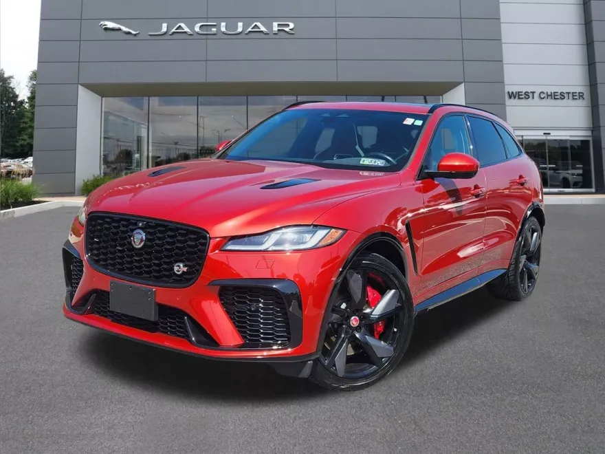 2022 Jaguar F-PACE SVR photo 1