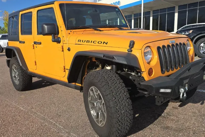 2013 Jeep Wrangler Unlimited Rubicon photo 1