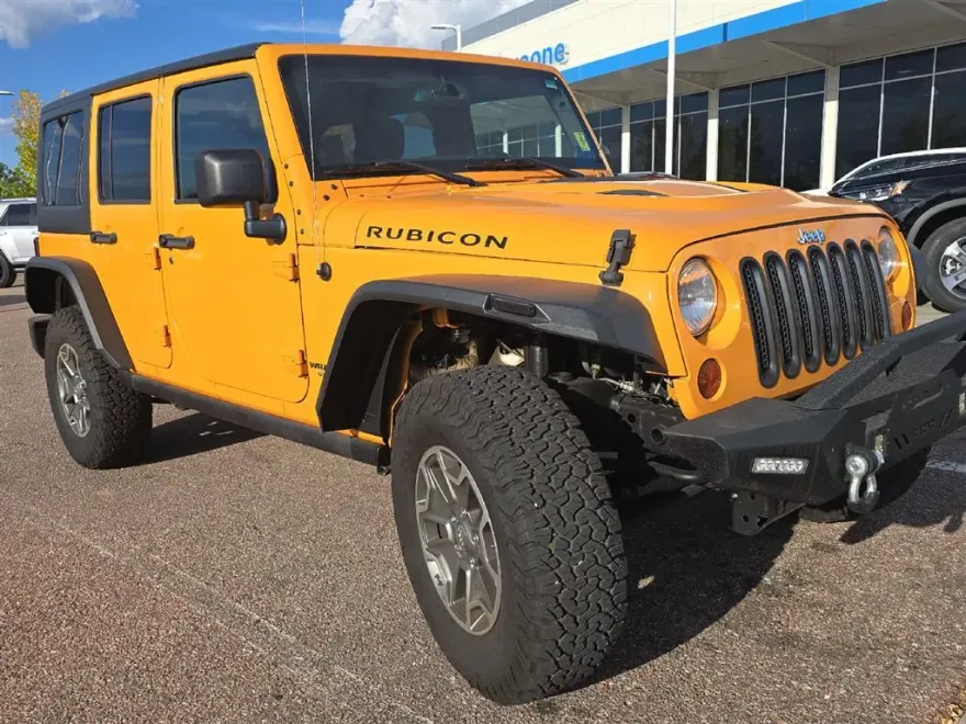 2013 Jeep Wrangler Unlimited Rubicon photo 1