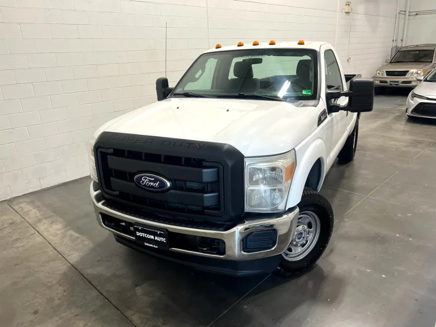 2012 Ford F-250 XLT photo 1