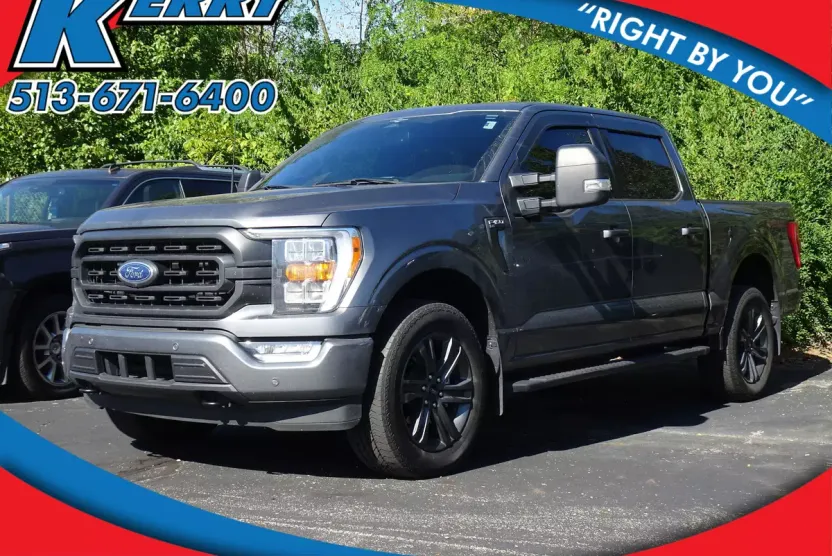 2023 Ford F-150 XLT photo 1