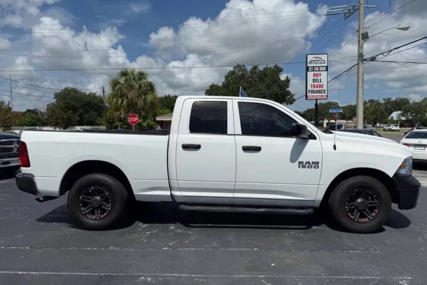 2014 Ram 1500 Tradesman photo 1