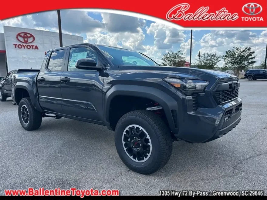 2025 Toyota Tacoma TRD Off-Road photo 1