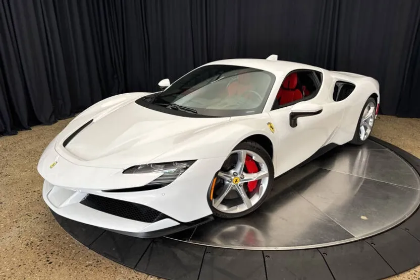 2023 Ferrari SF90 Stradale photo 1
