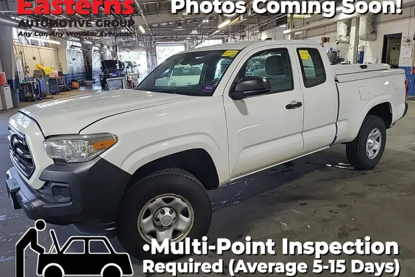 2018 Toyota Tacoma SR photo 1