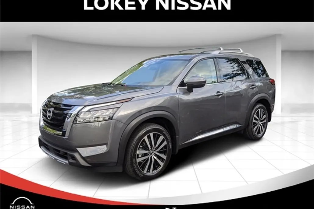 2025 Nissan Pathfinder Platinum photo 1
