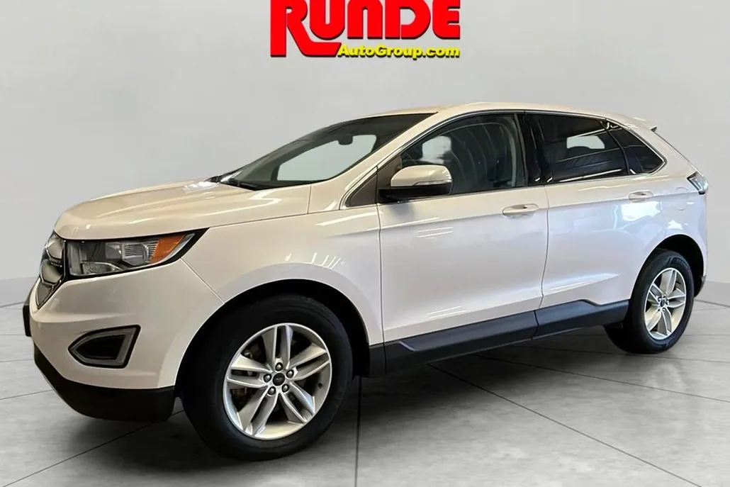 2016 Ford Edge SEL photo 1