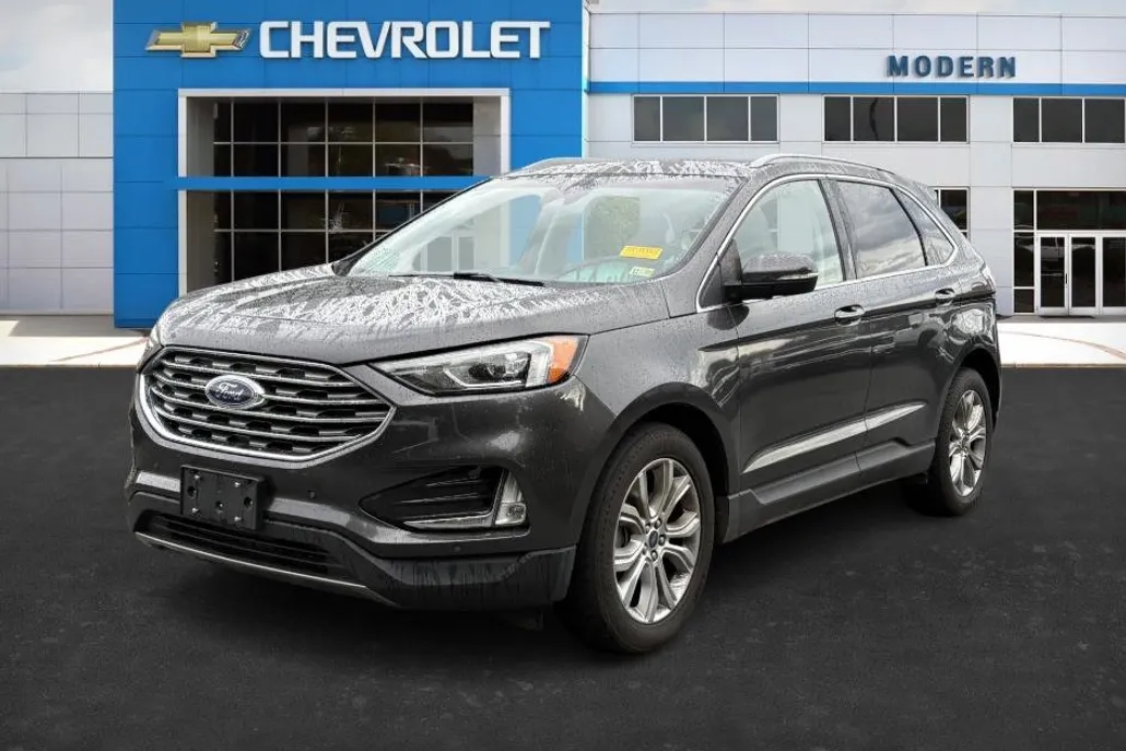 2020 Ford Edge Titanium photo 1