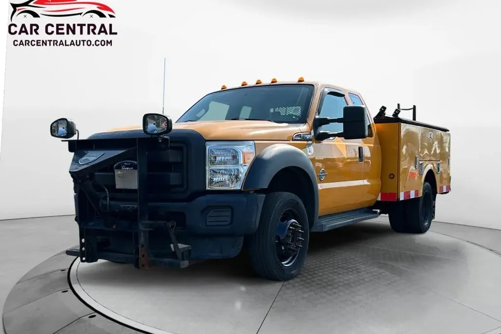 2016 Ford F-550 photo 1