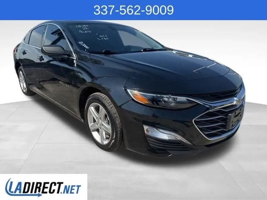 2022 Chevrolet Malibu LS photo 1