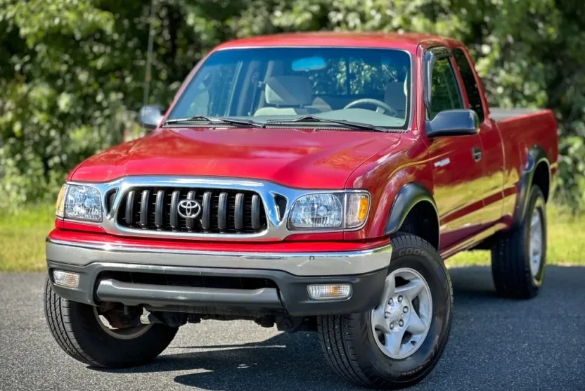 2004 Toyota Tacoma SR5 photo 1
