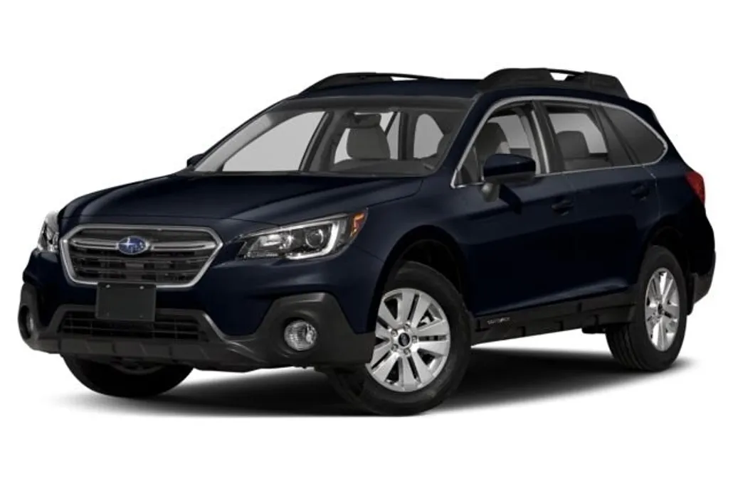 2018 Subaru Outback Premium photo 1
