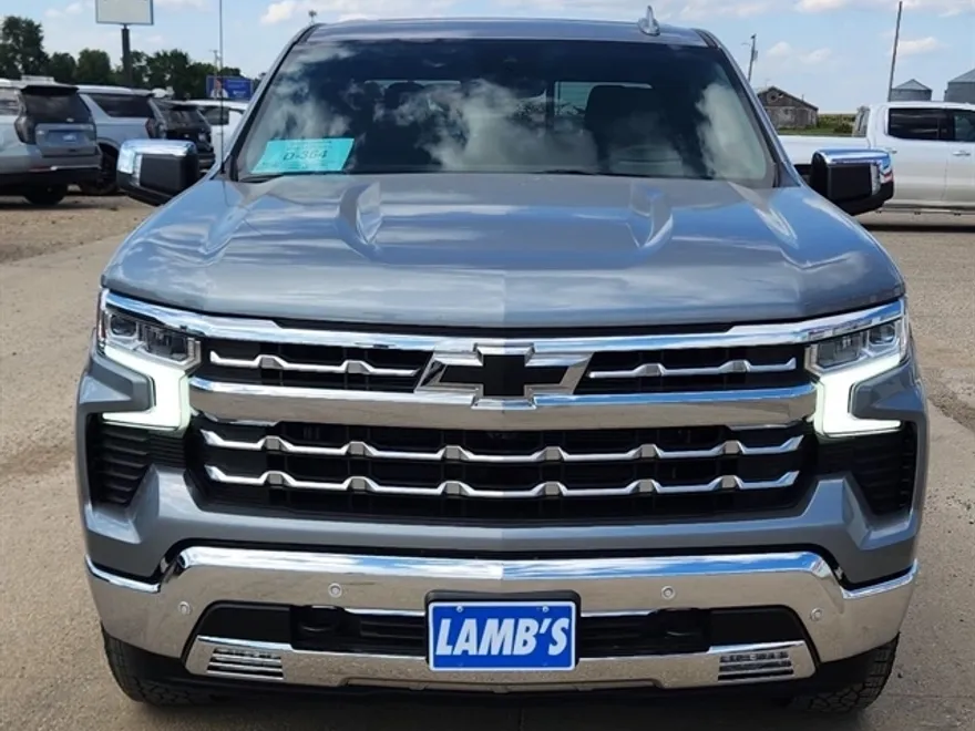 2025 Chevrolet Silverado 1500 LTZ photo 1