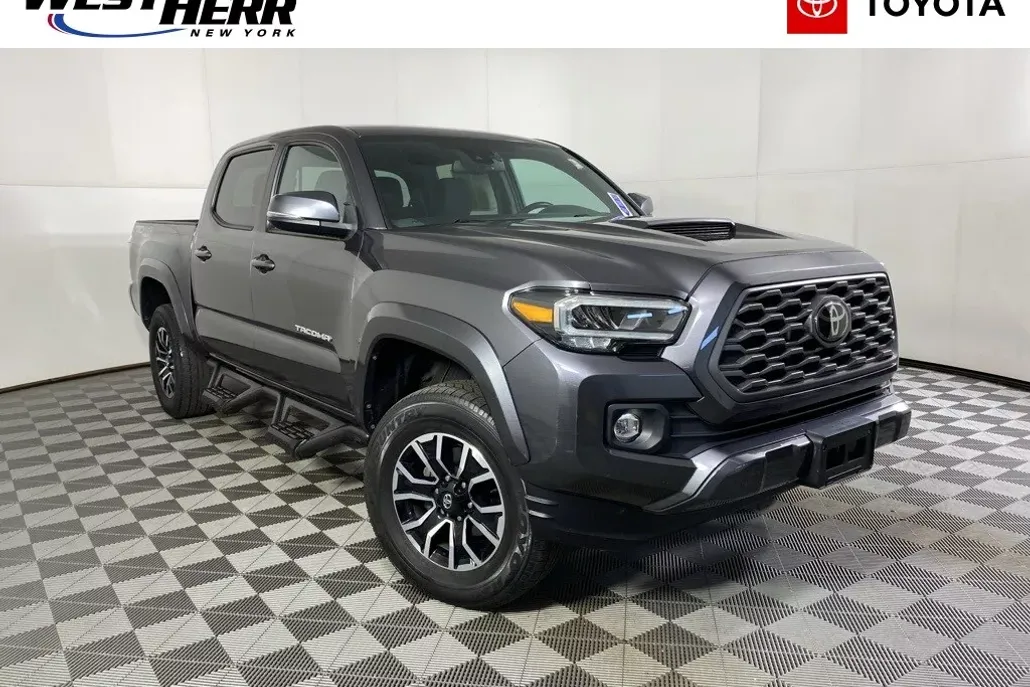 2021 Toyota Tacoma TRD Sport V6 photo 1