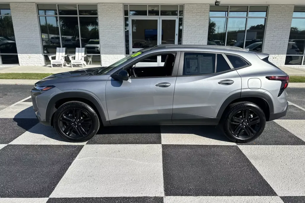 2024 Chevrolet Trax ACTIV photo 1
