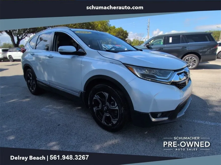 2019 Honda CR-V Touring photo 1