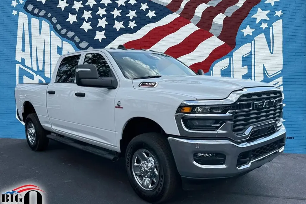 2025 Ram 2500 Tradesman photo 1