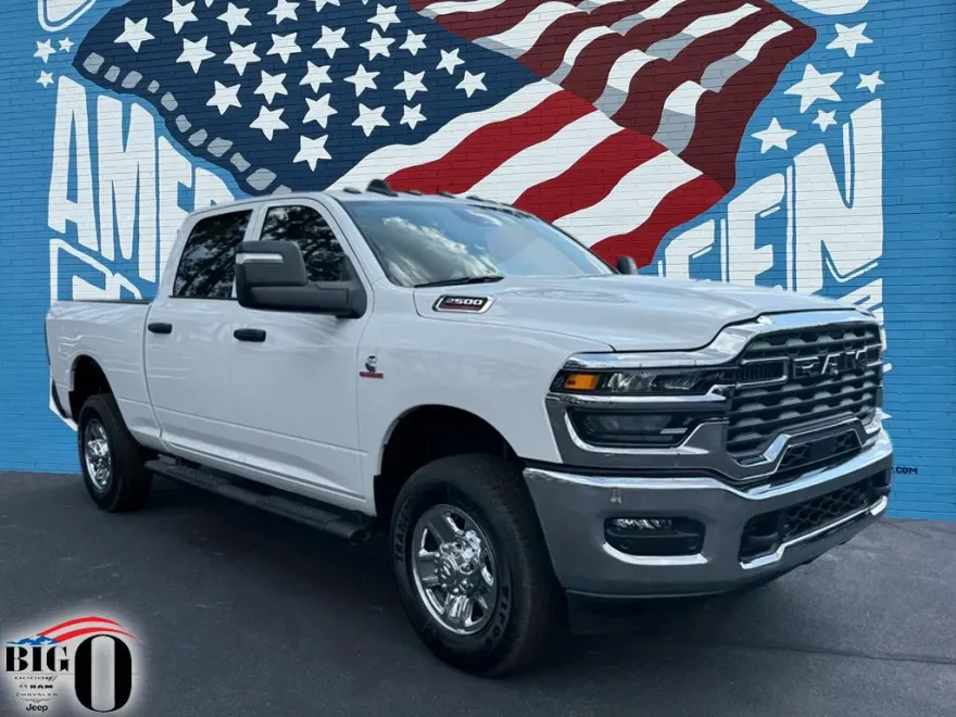 2025 Ram 2500 Tradesman photo 1
