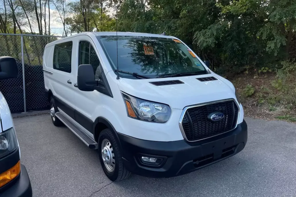 2023 Ford Transit Cargo Van photo 1