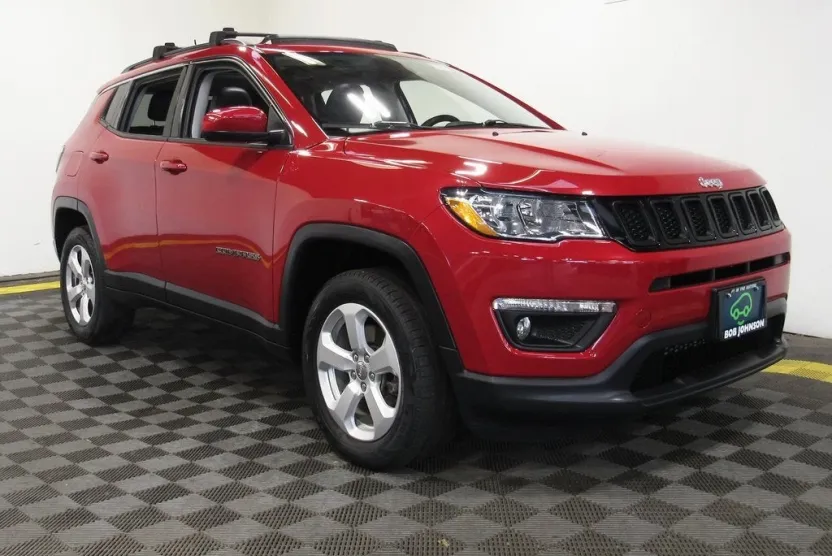 2020 Jeep Compass Latitude photo 1