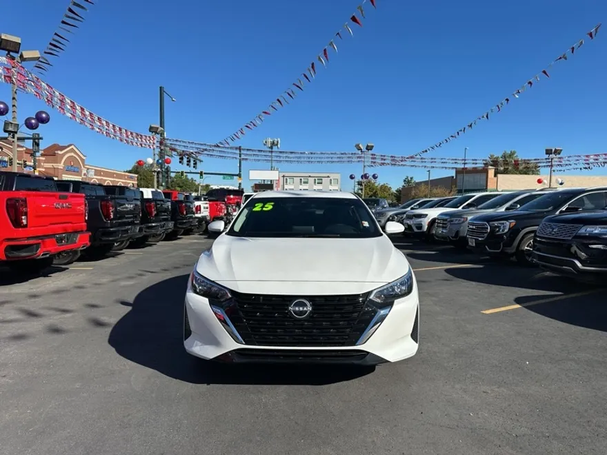 2025 Nissan Sentra SV photo 1
