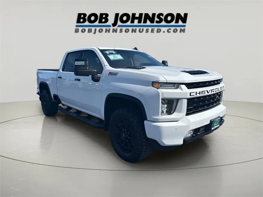 2022 Chevrolet Silverado 2500HD LT photo 1