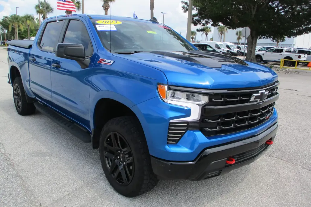 2023 Chevrolet Silverado LT Trail Boss photo 1