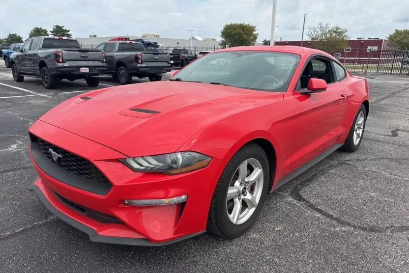 2018 Ford Mustang EcoBoost photo 1