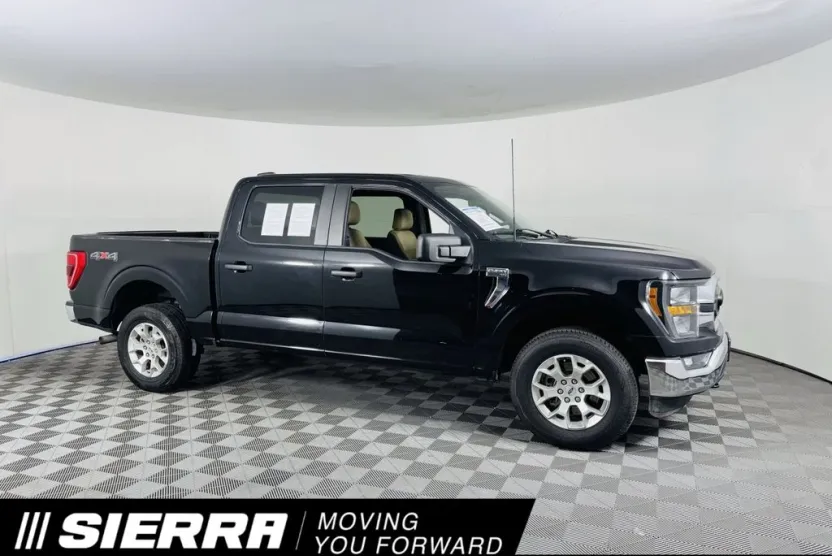 2023 Ford F-150 XLT photo 1