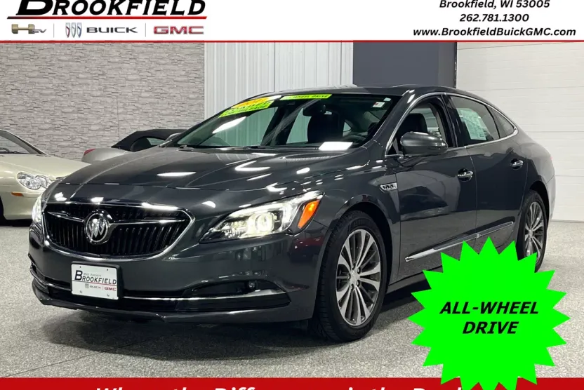 2017 Buick LaCrosse Premium photo 1