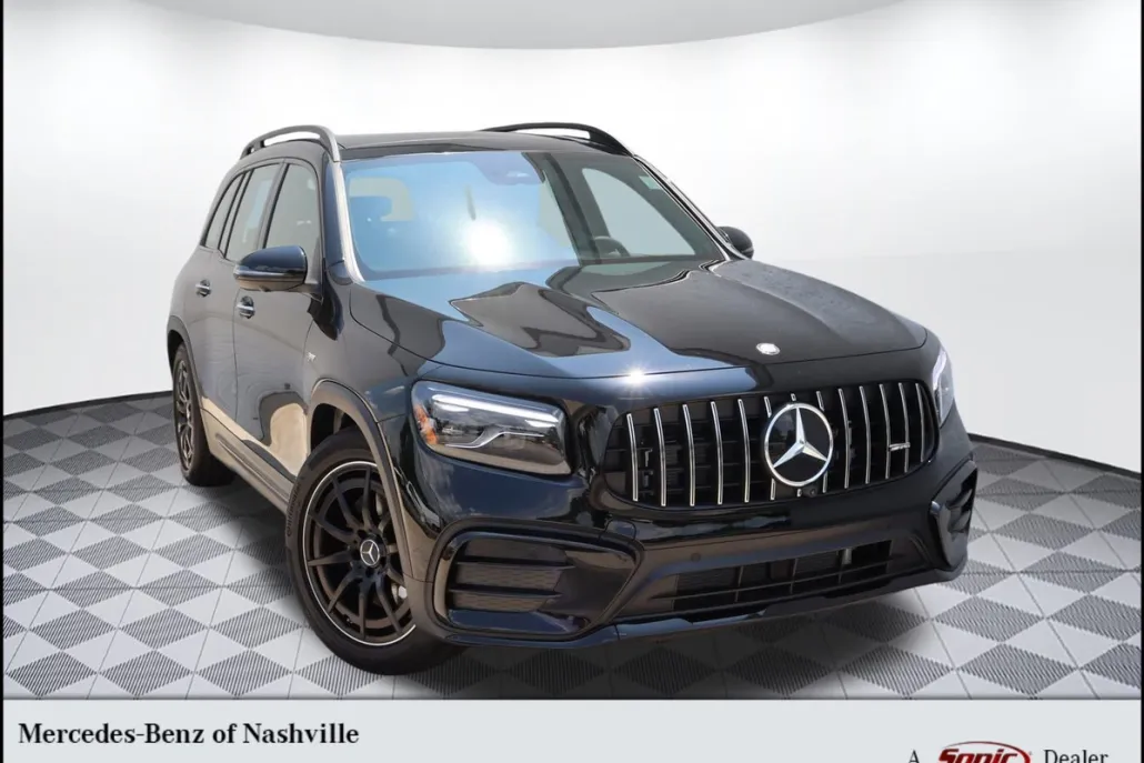 2025 Mercedes Benz GLB AMG 35 photo 1