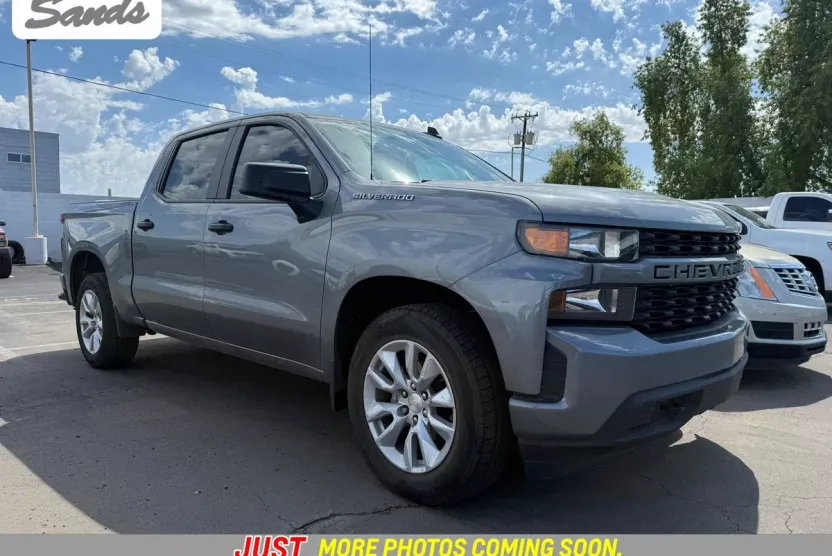 2022 Chevrolet Silverado 1500 Custom photo 1