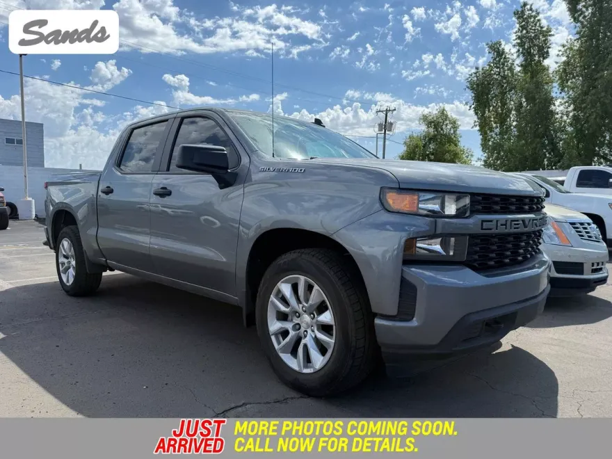 2022 Chevrolet Silverado 1500 Custom photo 1