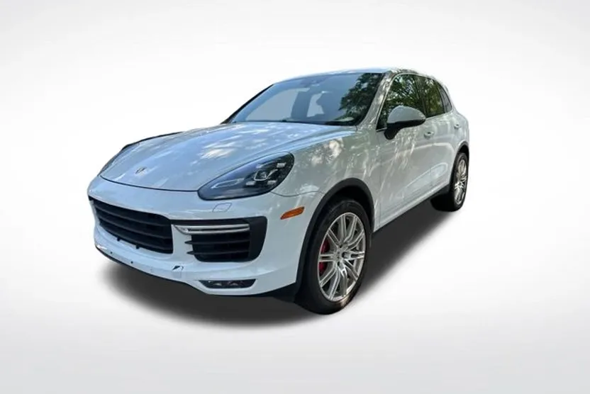 2015 Porsche Cayenne Turbo photo 1
