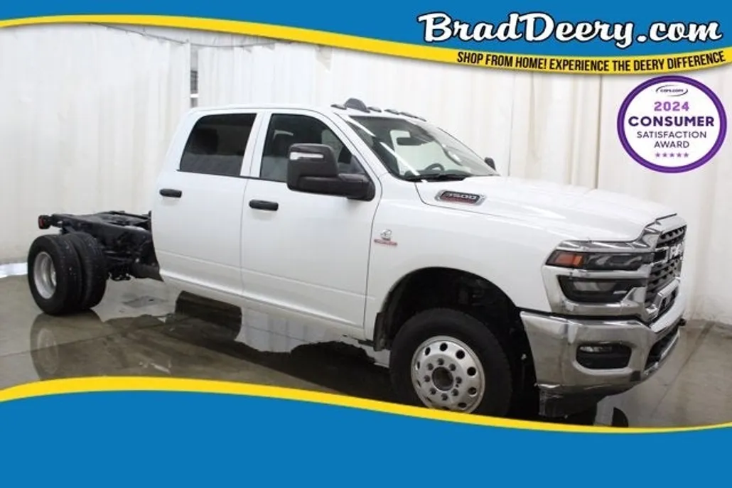 2025 Ram 3500 Tradesman photo 1