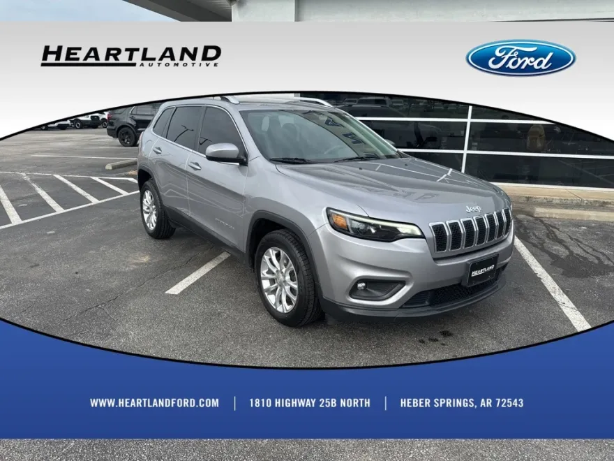 2019 Jeep Cherokee Latitude photo 1