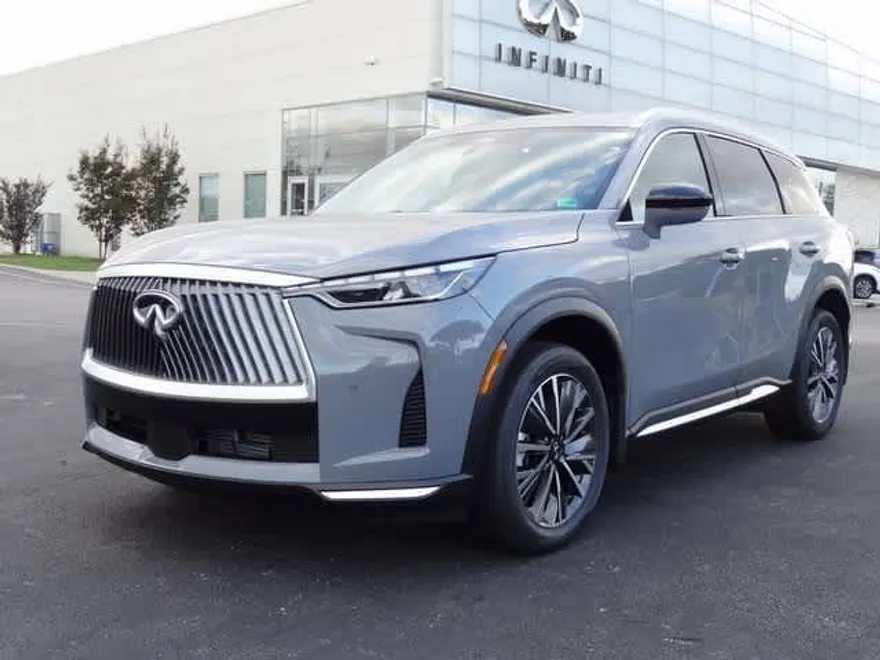 2026 Infiniti QX60 Luxe photo 1