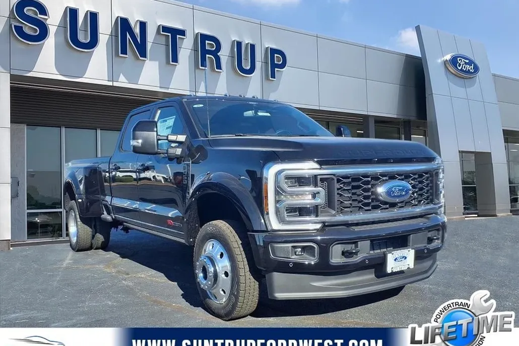 2026 Ford F-450 photo 1