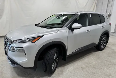 2023 Nissan Rogue SV AWD photo 2