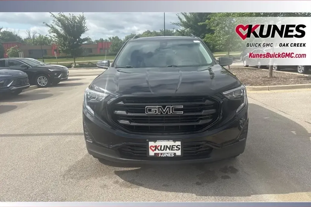 2020 Gmc Terrain SLE photo 1
