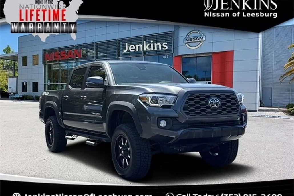 2020 Toyota Tacoma TRD V6 4x4 photo 1