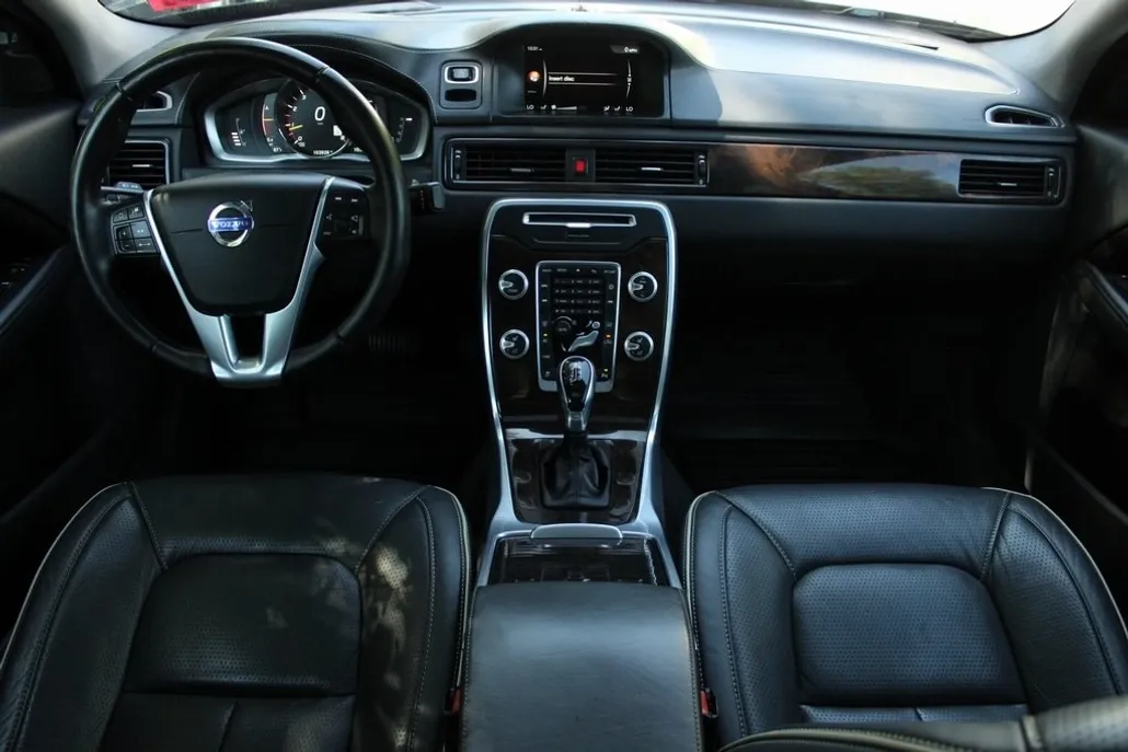 2015 Volvo S80 T6 Platinum photo 1