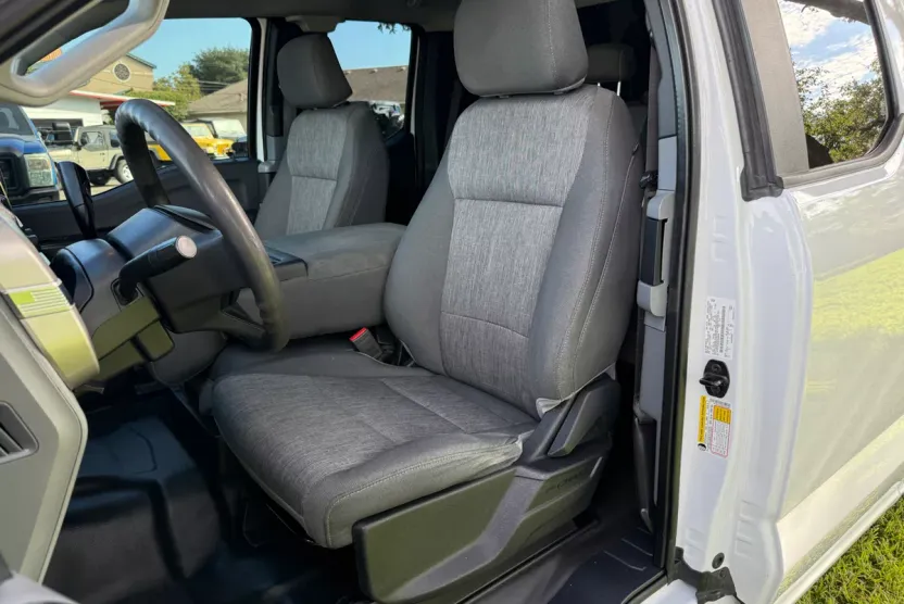 2022 Ford F-150 XL photo 1